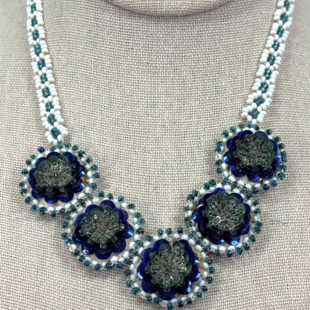 Vintage native american seed glass bead‎ & sequin flowers medallions necklace.